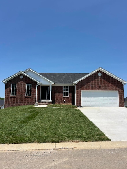 203 Max Cavnes Rd, Danville, KY 40422