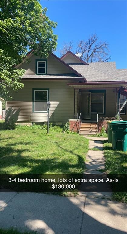 415 E Court Ave, Winterset, IA 50273