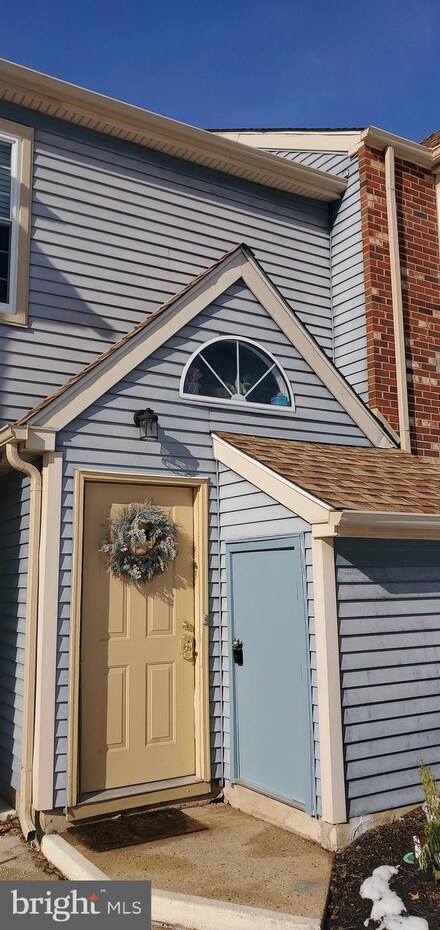 89 Pinewood Dr, Trenton, NJ 08690