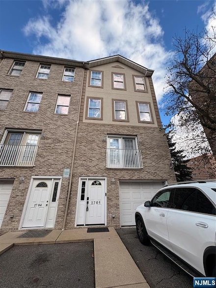 17 Zabriskie St Unit 1705, Hackensack, NJ 07601