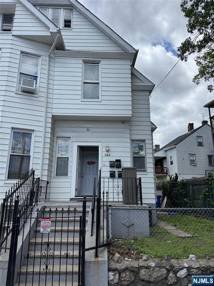 682-684 E 18th St, Paterson, NJ 07501
