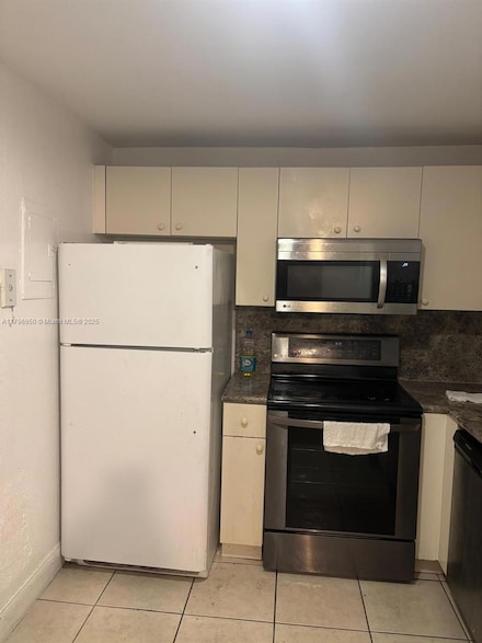 4235 N University Dr Unit 202, Sunrise, FL 33351