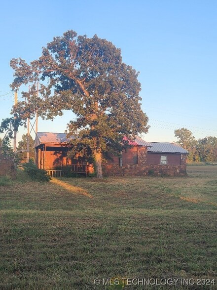 44876 W 61st St S, Jennings, OK 74038
