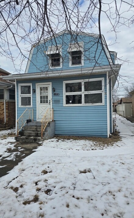 11247 S Central Park Ave, Chicago, IL 60655