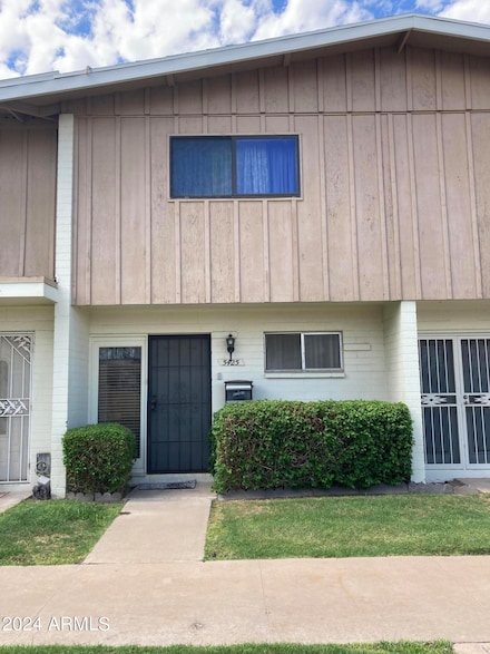 5425 N Black Canyon Hwy, Phoenix, AZ 85015