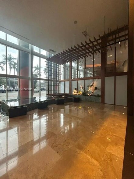 50 Biscayne Blvd Unit 3009, Miami, FL 33132
