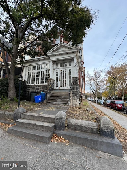 4401 Pine St, Philadelphia, PA 19104