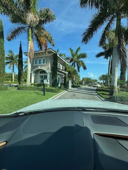 1063 Eucalyptus Dr, Hollywood, FL 33021