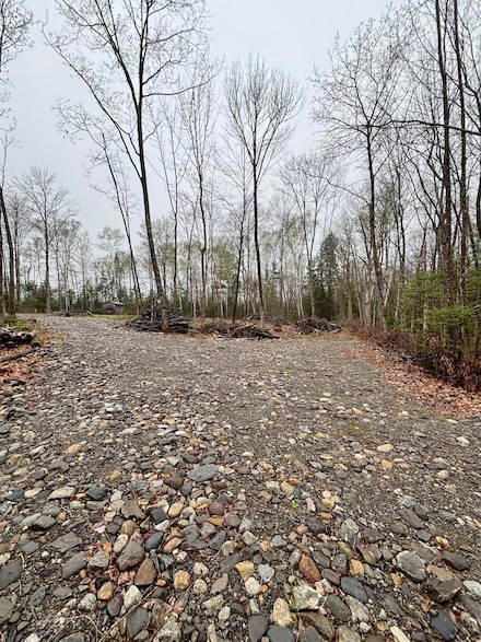 352 Gardiner Rd, Dresden, ME 04342