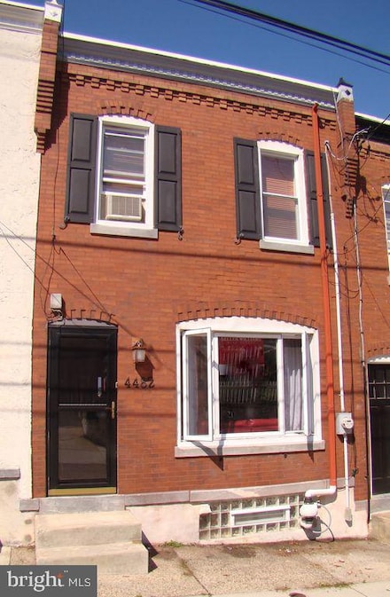 4482 Fleming St, Philadelphia, PA 19128