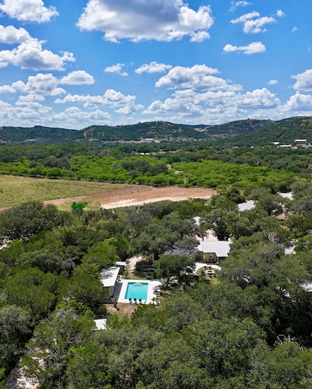 512 County Road 348, Concan, TX 78838
