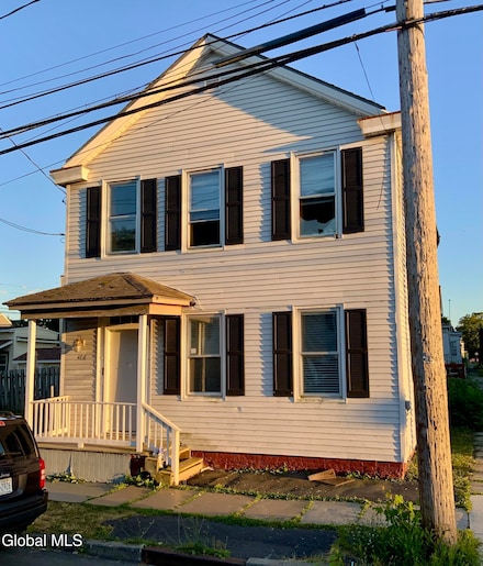 418 14th St, Watervliet, NY 12189