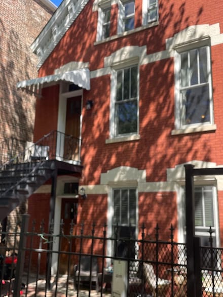 1025 N Wood St Unit 1F, Chicago, IL 60622