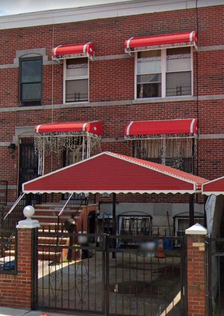 230 Sumpter St, Brooklyn, NY 11233