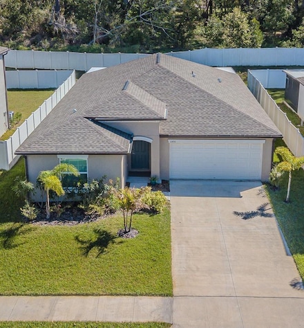 6494 Beverly Hills Dr, Zephyrhills, FL 33541