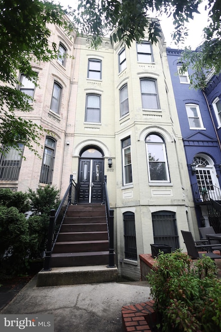 1622 19th St NW Unit 2, Washington, DC 20009
