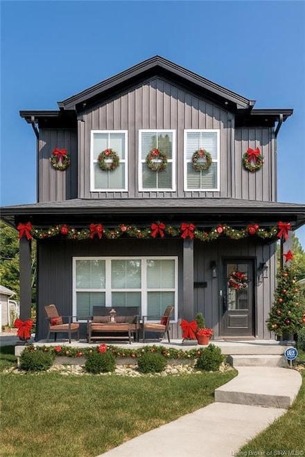 719 E Chestnut St, Jeffersonville, IN 47130