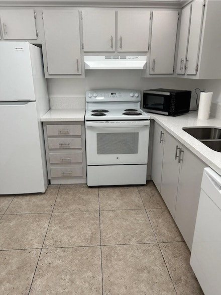 406 NW 68th Ave Unit 419, Plantation, FL 33317