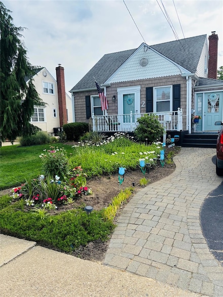2 Croydon Dr, Bellmore, NY 11710
