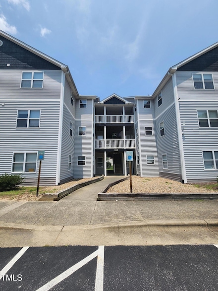 1110 Carlton Ave Unit 302, Raleigh, NC 27606