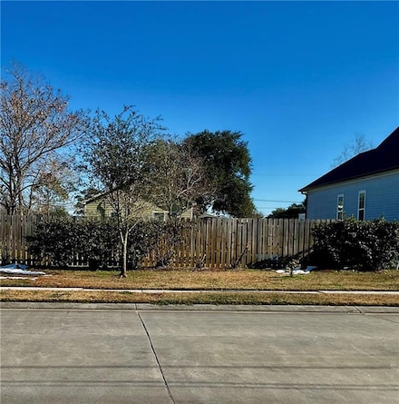 1831 Rose St, Arabi, LA 70032