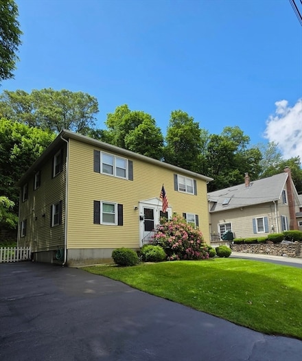 66 Locust Ave, Worcester, MA 01604