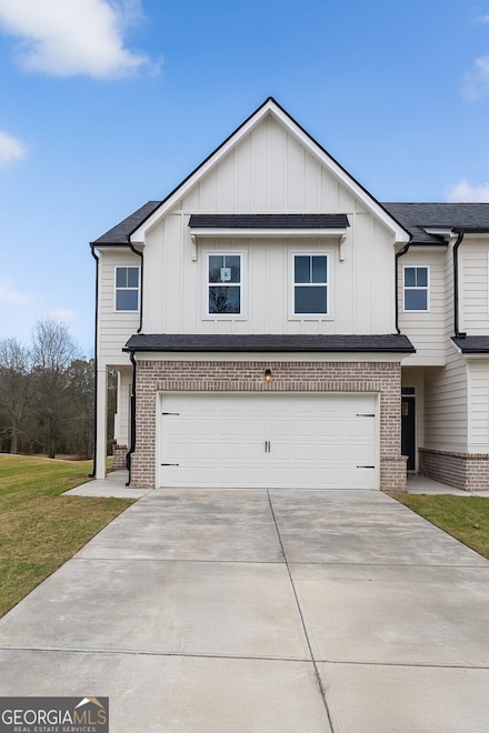 562 Madison St Unit 100, Commerce, GA 30529