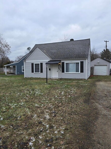 2322 Mecca Rd, Columbus, OH 43224