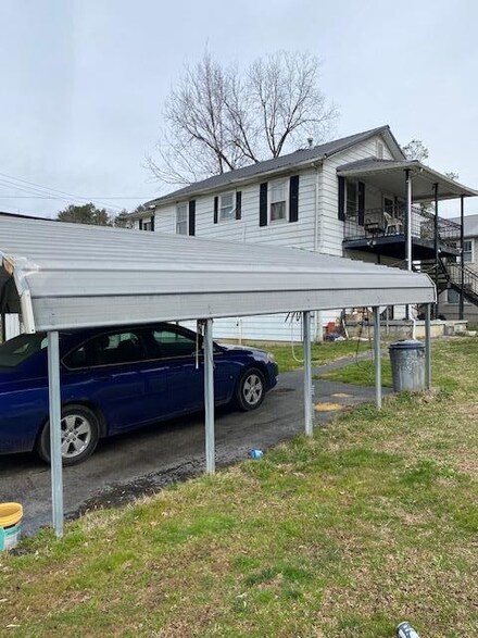 17 1st Street Fox Bottom, Harold, KY 41635