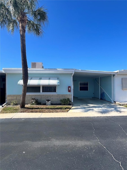 250 Rosery Rd NW Unit 260, Largo, FL 33770