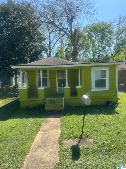 9 Grant Ave, Anniston, AL 36207