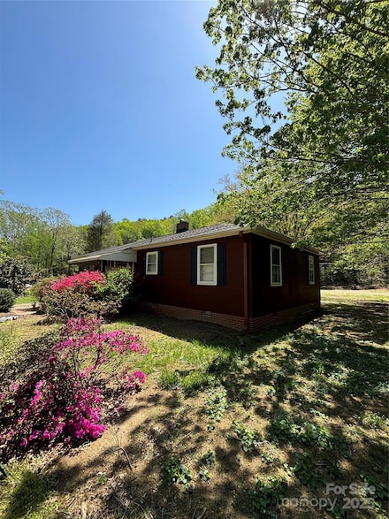 25 Wall Rd, Tryon, NC 28782