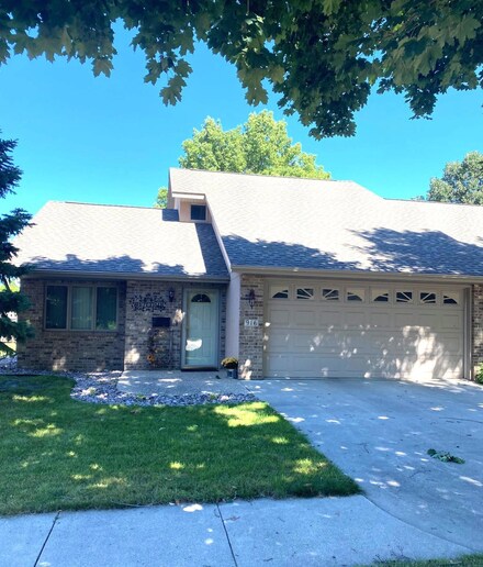 916 Becker Ave SW, Willmar, MN 56201