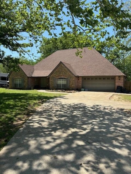 501 S 7th St, Okemah, OK 74859
