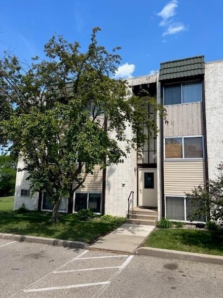 12866 Nicollet Ave Unit 302, Bloomington, MN 55420