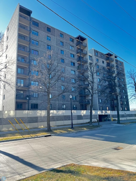 1110 3rd Ave N Unit 704E, Fargo, ND 58102