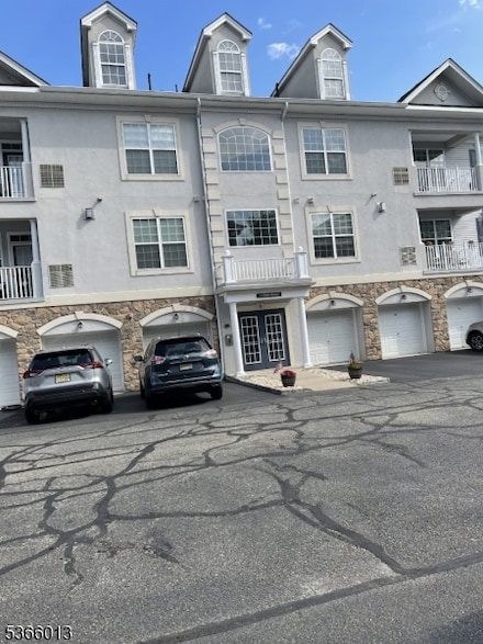 5 Cliff Rd Unit C1, Woodland Park, NJ 07424