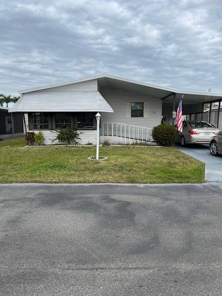 582 Waveside Dr, Melbourne, FL 32934