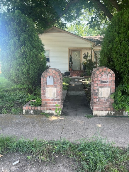 3640 Park Ln, Dallas, TX 75220