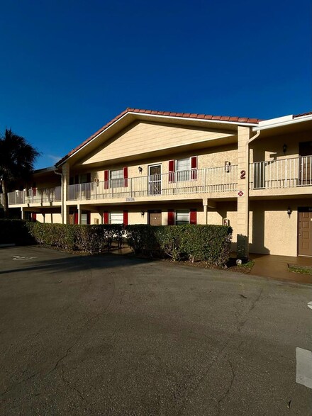 3738 N University Dr Unit H2, Coral Springs, FL 33065