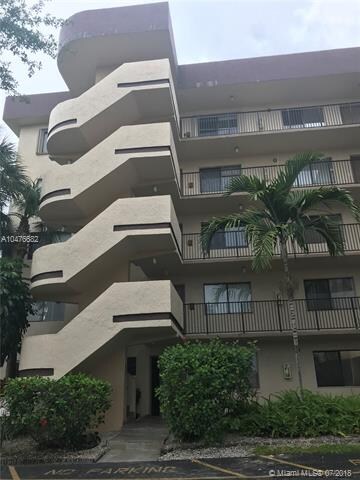 8000 Hampton Blvd Unit 206, North Lauderdale, FL 33068