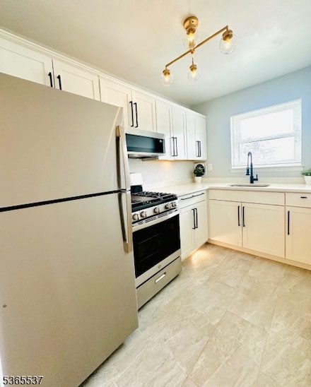 38-02 Dobrin Ct, Fair Lawn, NJ 07410