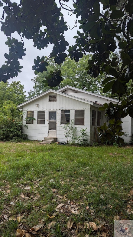 604 U S 82, New Boston, TX 75570