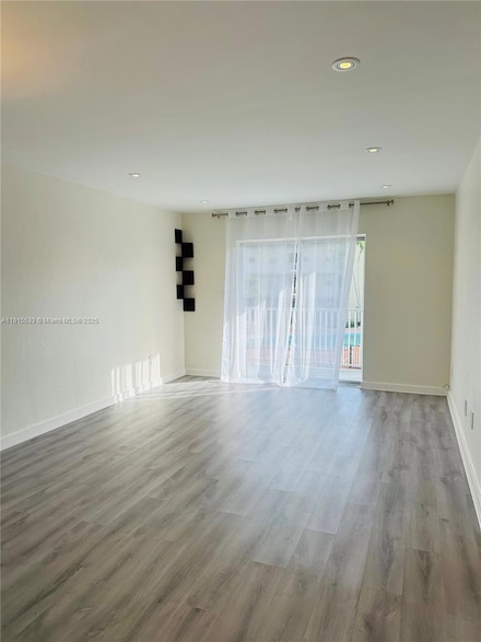 7505 SW 82nd St Unit 211, Miami, FL 33143