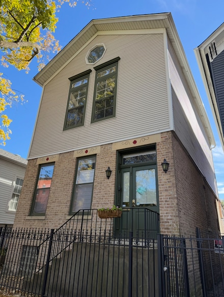 415 W Eugenie St, Chicago, IL 60614