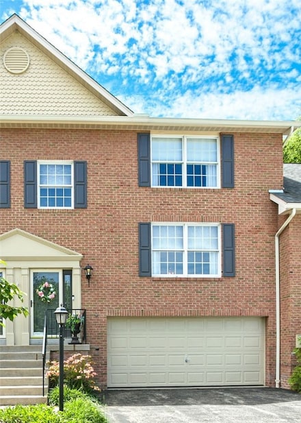 707 Cherry Blossom Ct, Delmont, PA 15626
