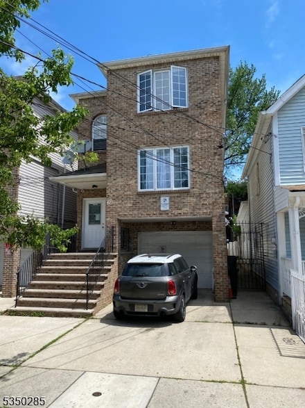 425 Fulton St, Elizabeth, NJ 07206