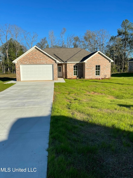 1018 Shiloh Run Dr, Crystal Springs, MS 39059