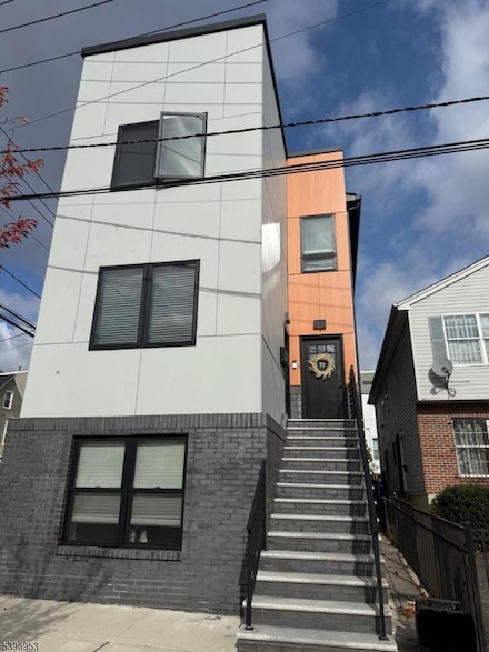 70 19th Ave, Newark, NJ 07103