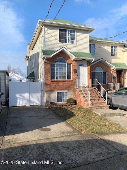 68 Fillmore Ave, Staten Island, NY 10314